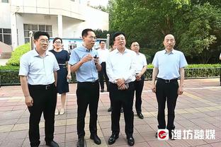 朱世龙：梅克拉伤了可能要休息一段时间 复出时间待恢复情况而定